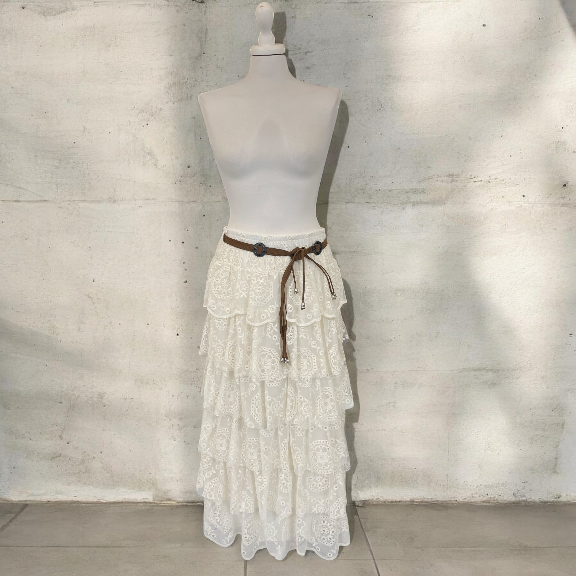 Gonna panna lunga a balze tulle ricamato