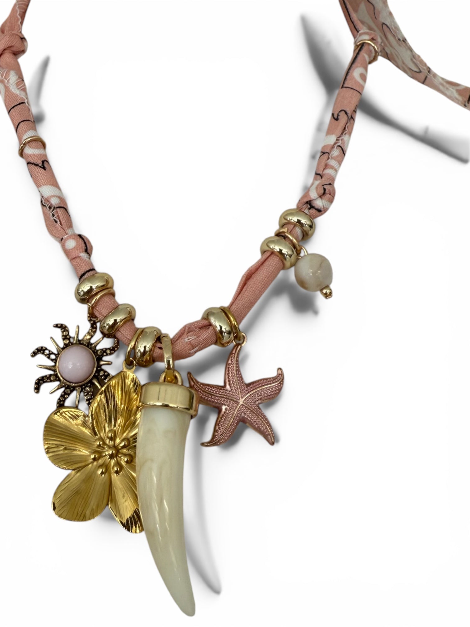 NECKLACE BANDANA cipria corno+ fiori