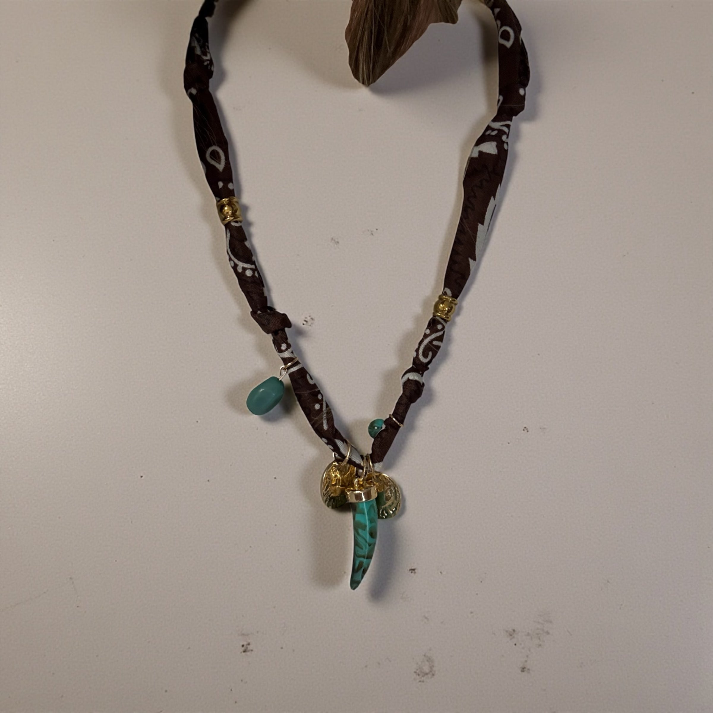 Necklace Bandana moro corno turchese