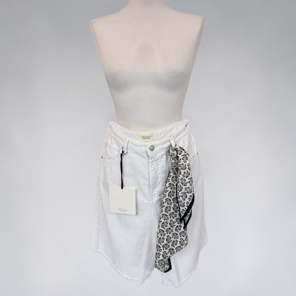 Bermuda bianco sfrangiato + bandana