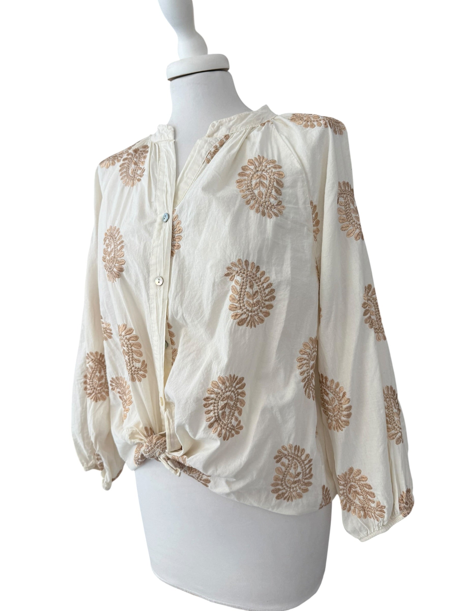 Camicia ricamata