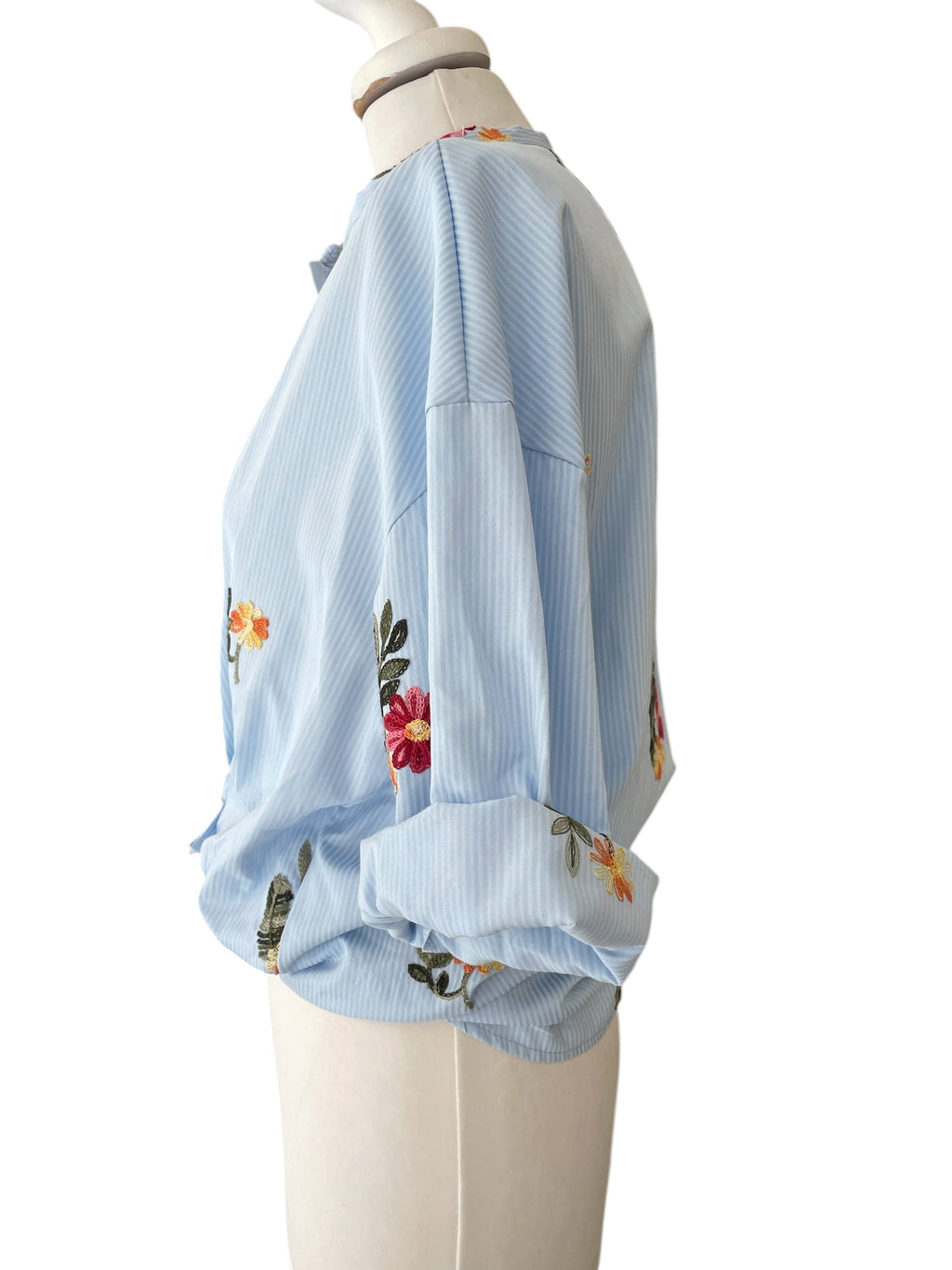 Camicia ricamata mezza manica variante unica taglia unica