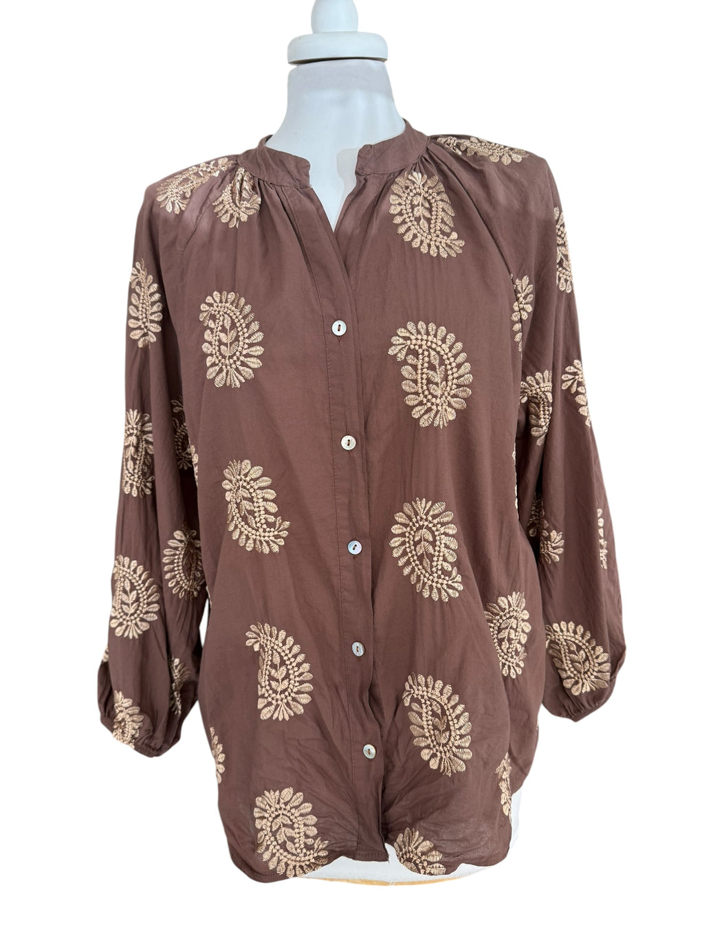 Camicia ricamata