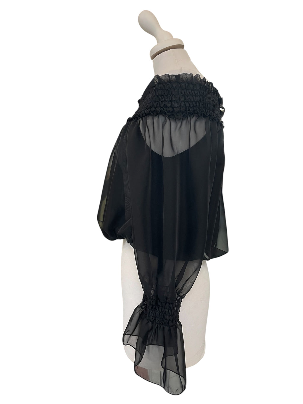 Blusa nera tensione in variante unica C10295AT