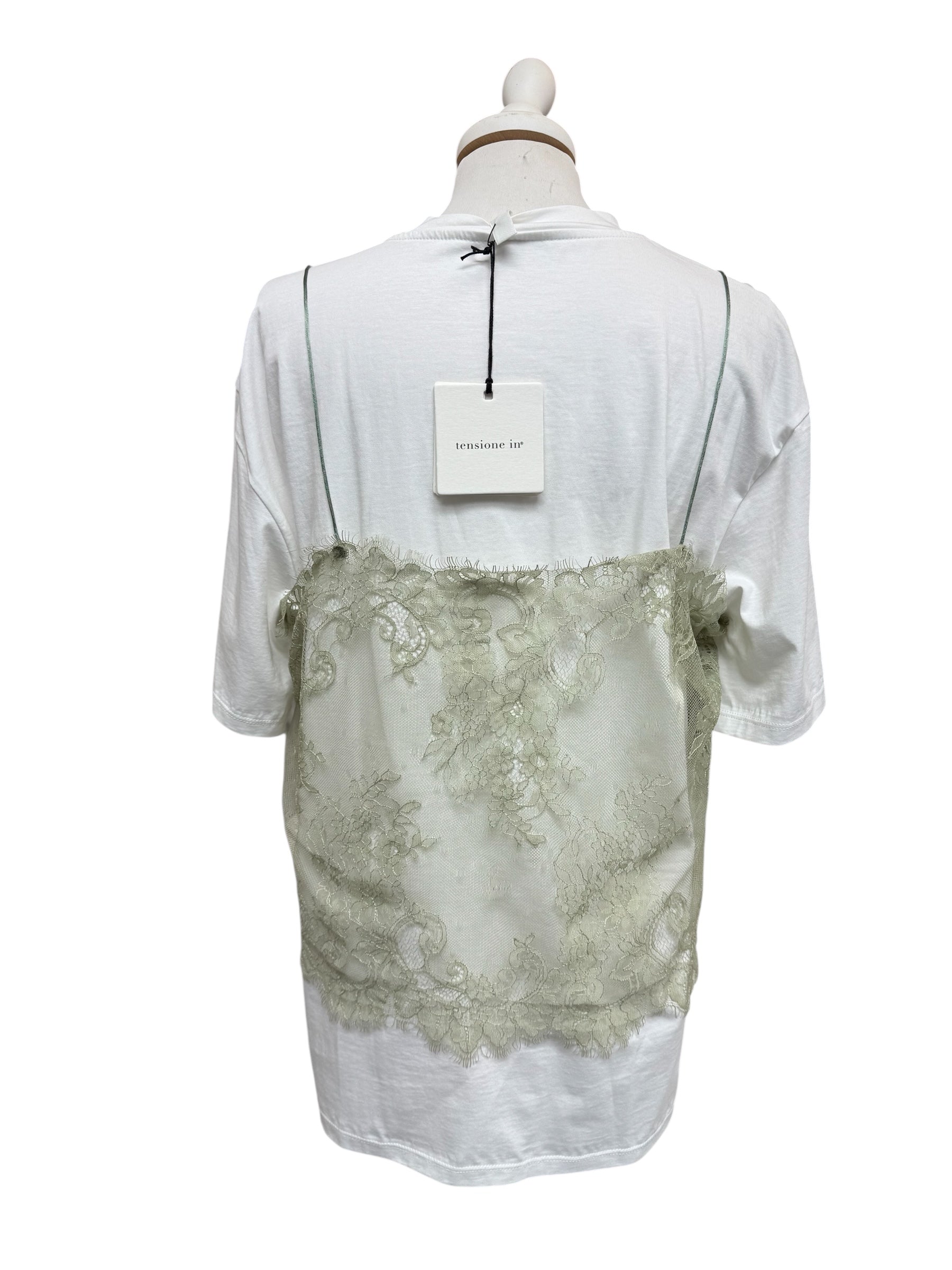 T-shirt + top pizzo
