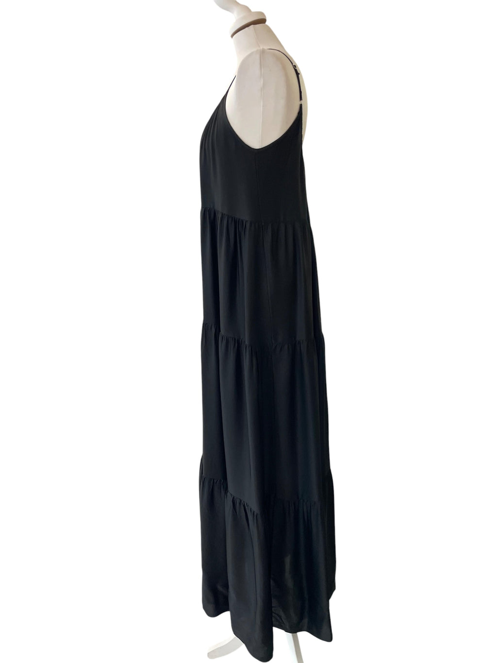 Abito a balze in satin