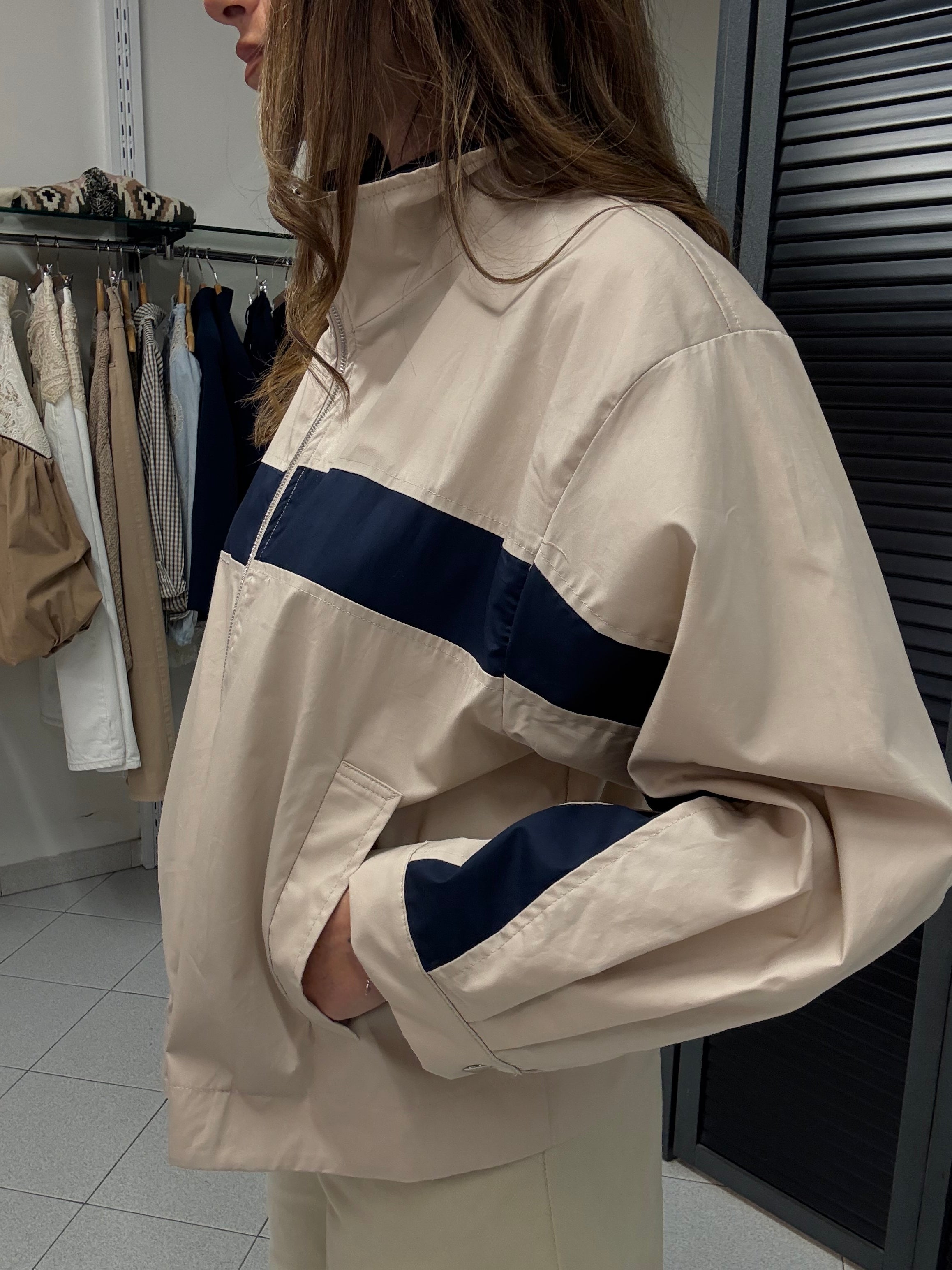 Giacchino beige banda blu