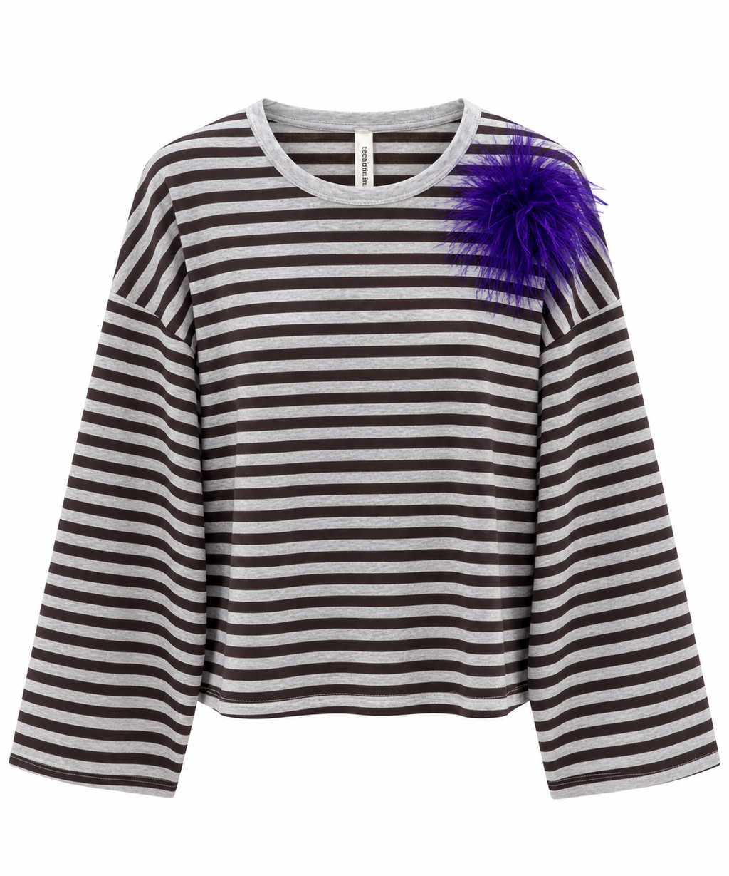 T-shirt righe + spilla