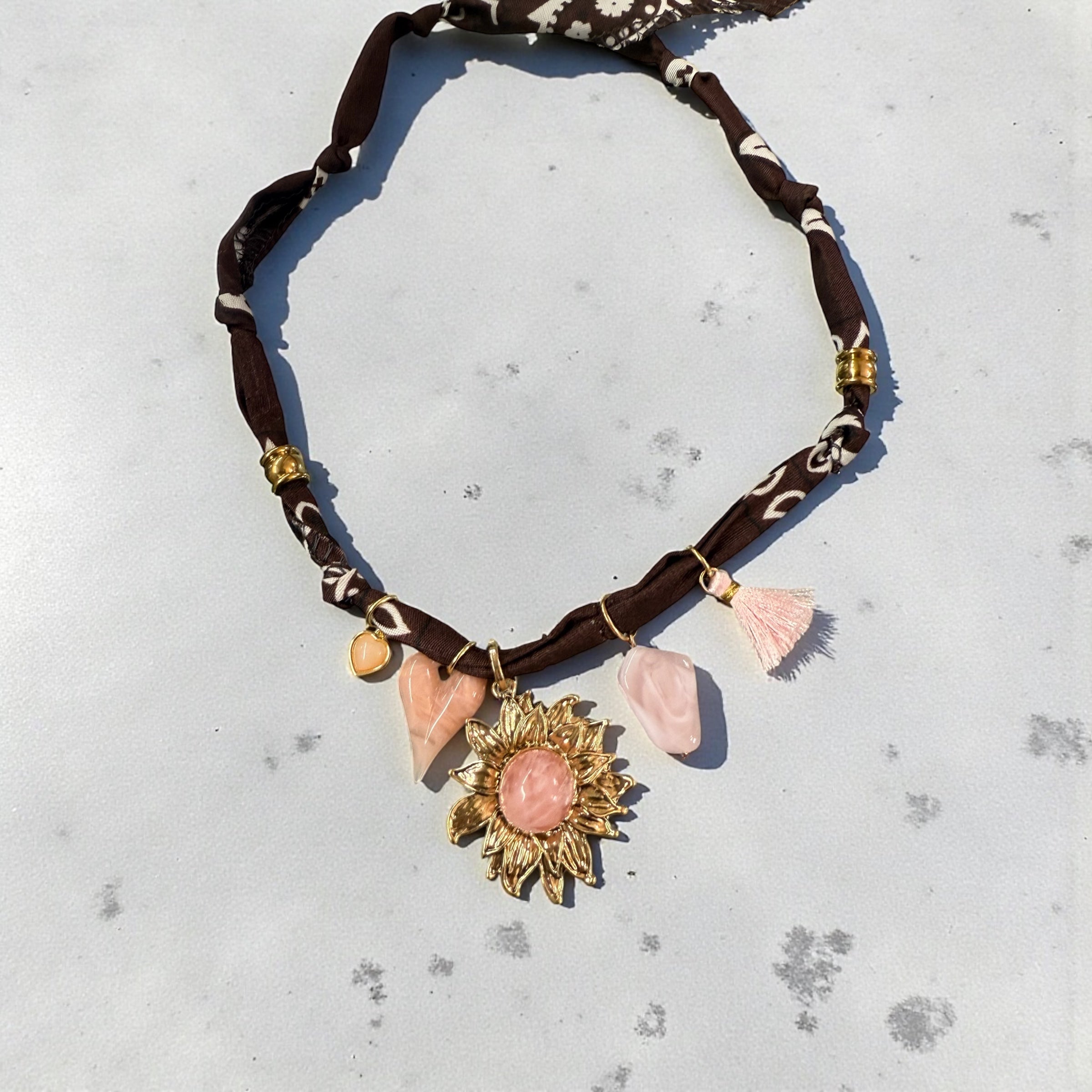 Necklace Bandana moro ciondolo rosa/fiore