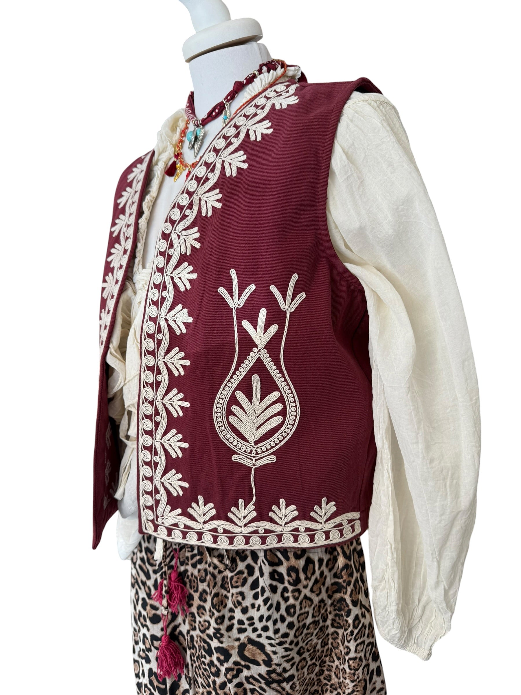 Gilet ricami