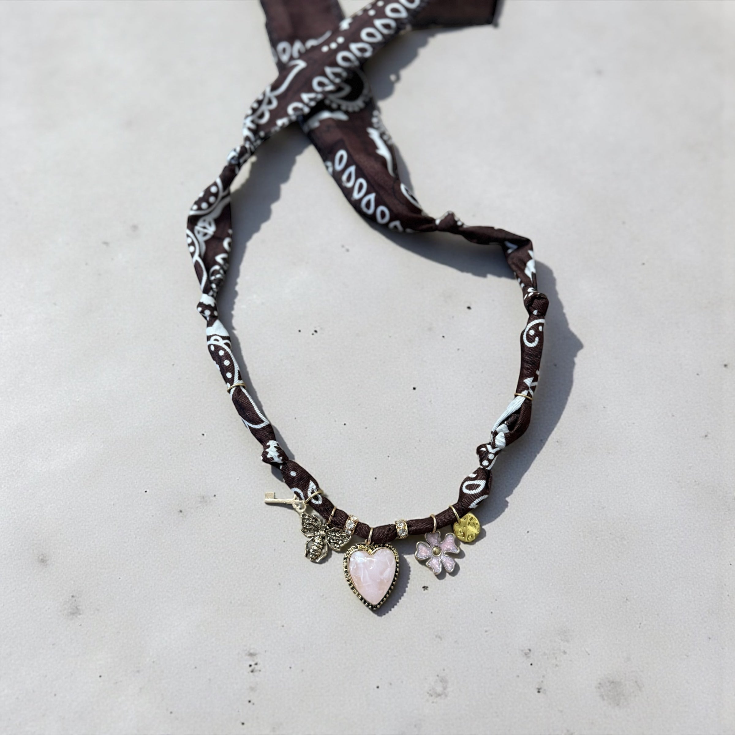 Necklace Bandana moro cuore rosa