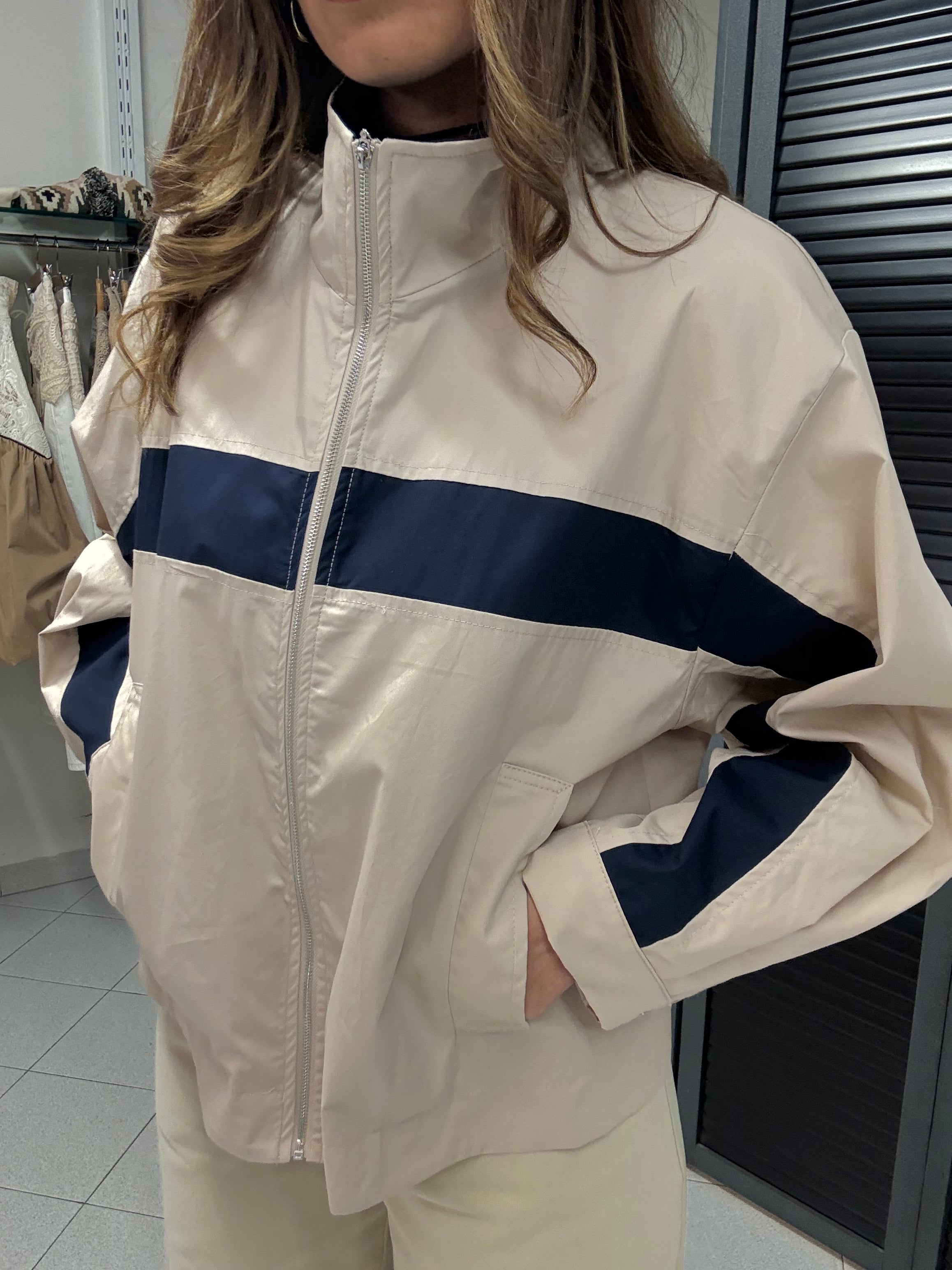 Giacchino beige banda blu