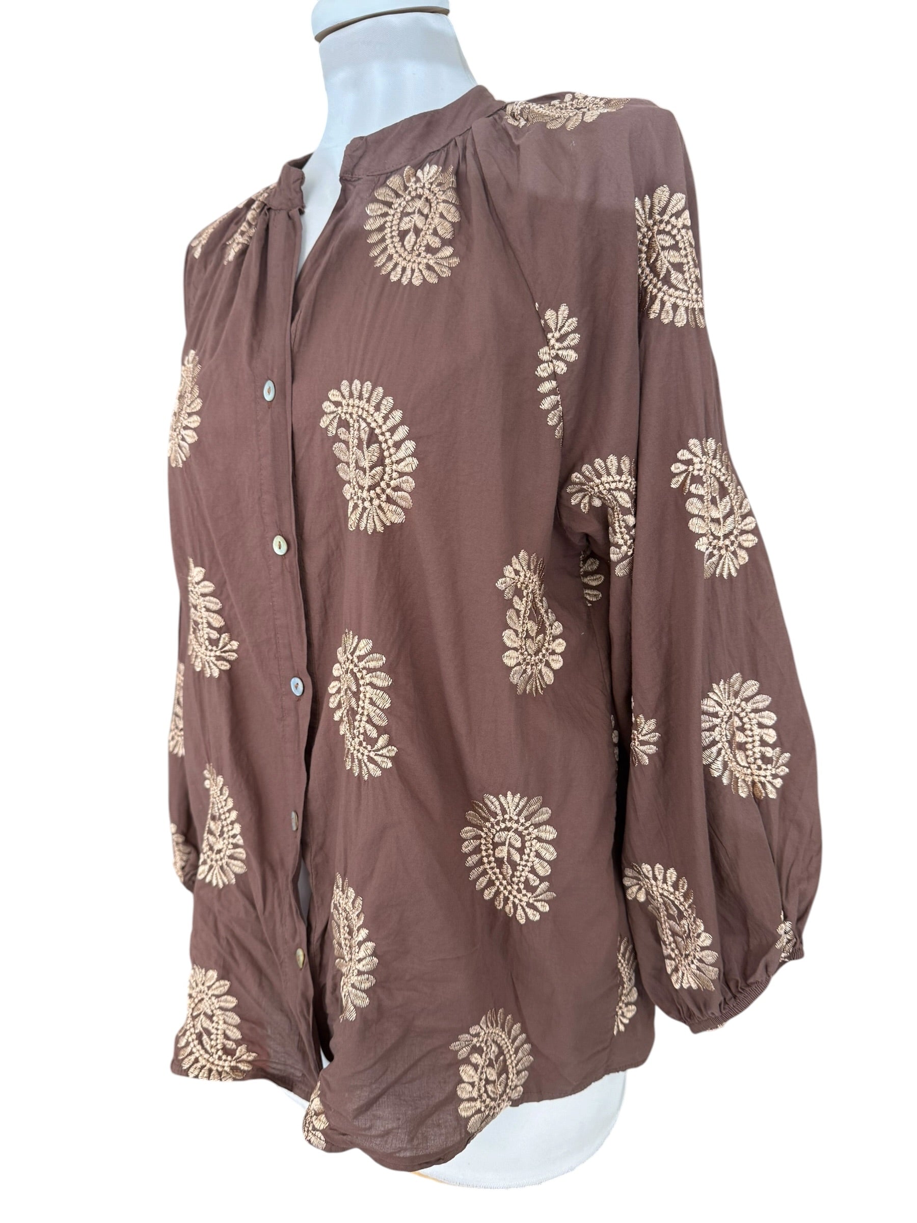 Camicia ricamata