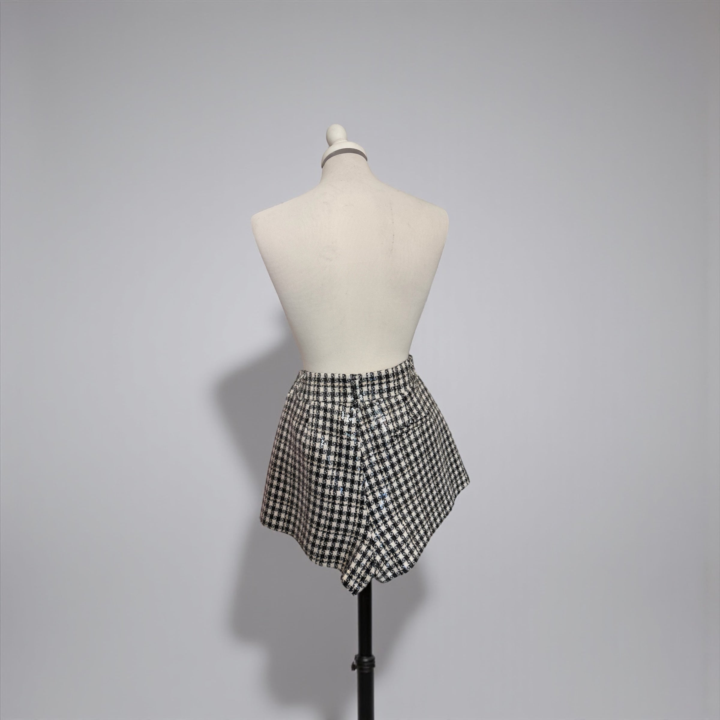 Short bco/nero paiettes