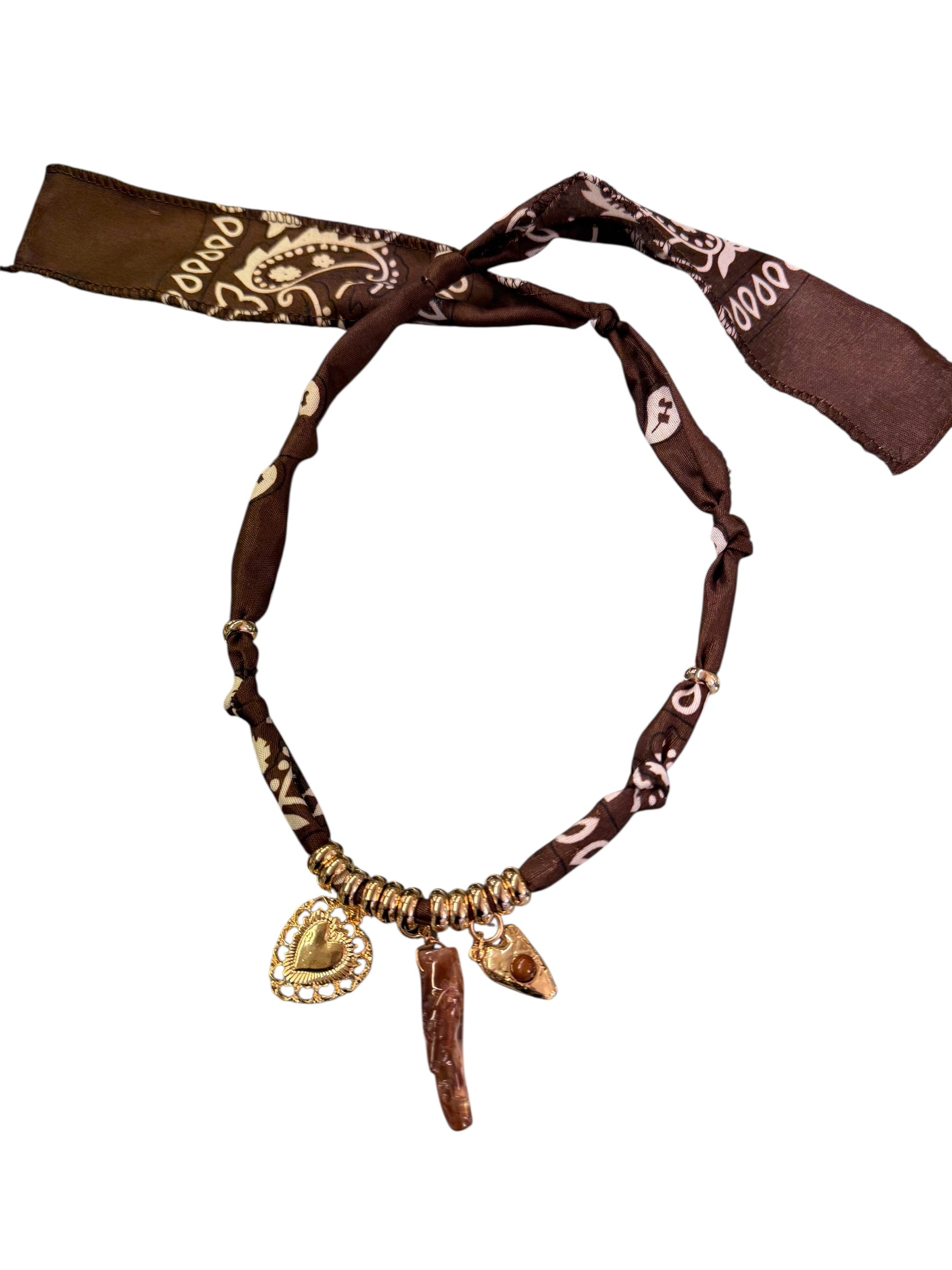 Necklace Bandana moro corno/cuore