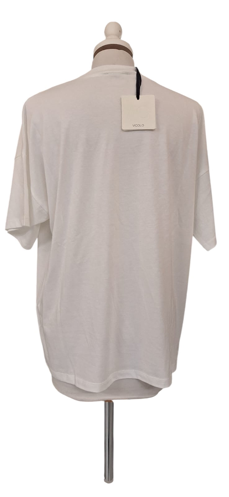T-shirt over Vicolo