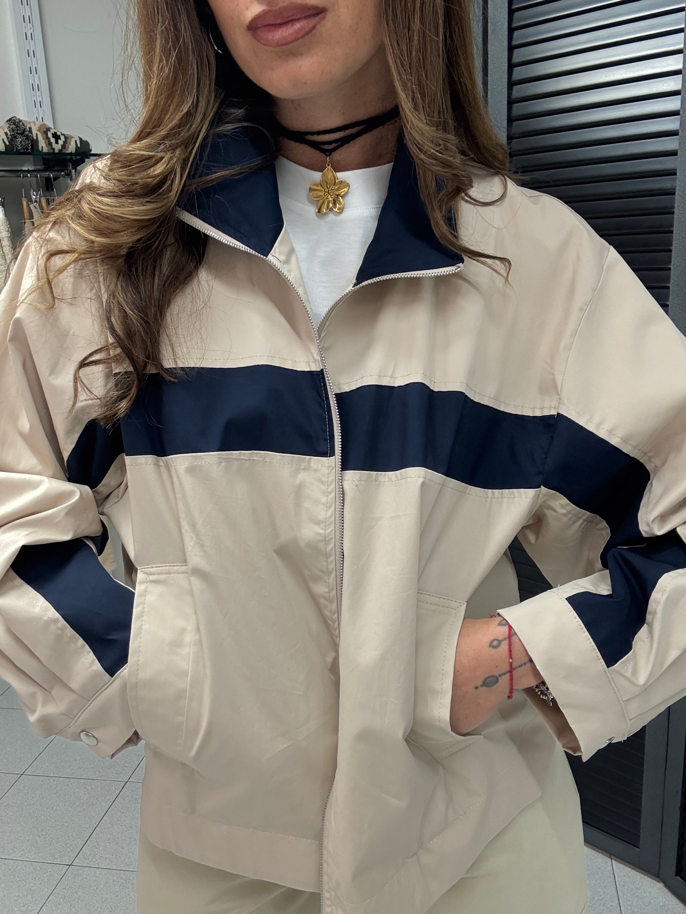 Giacchino beige banda blu