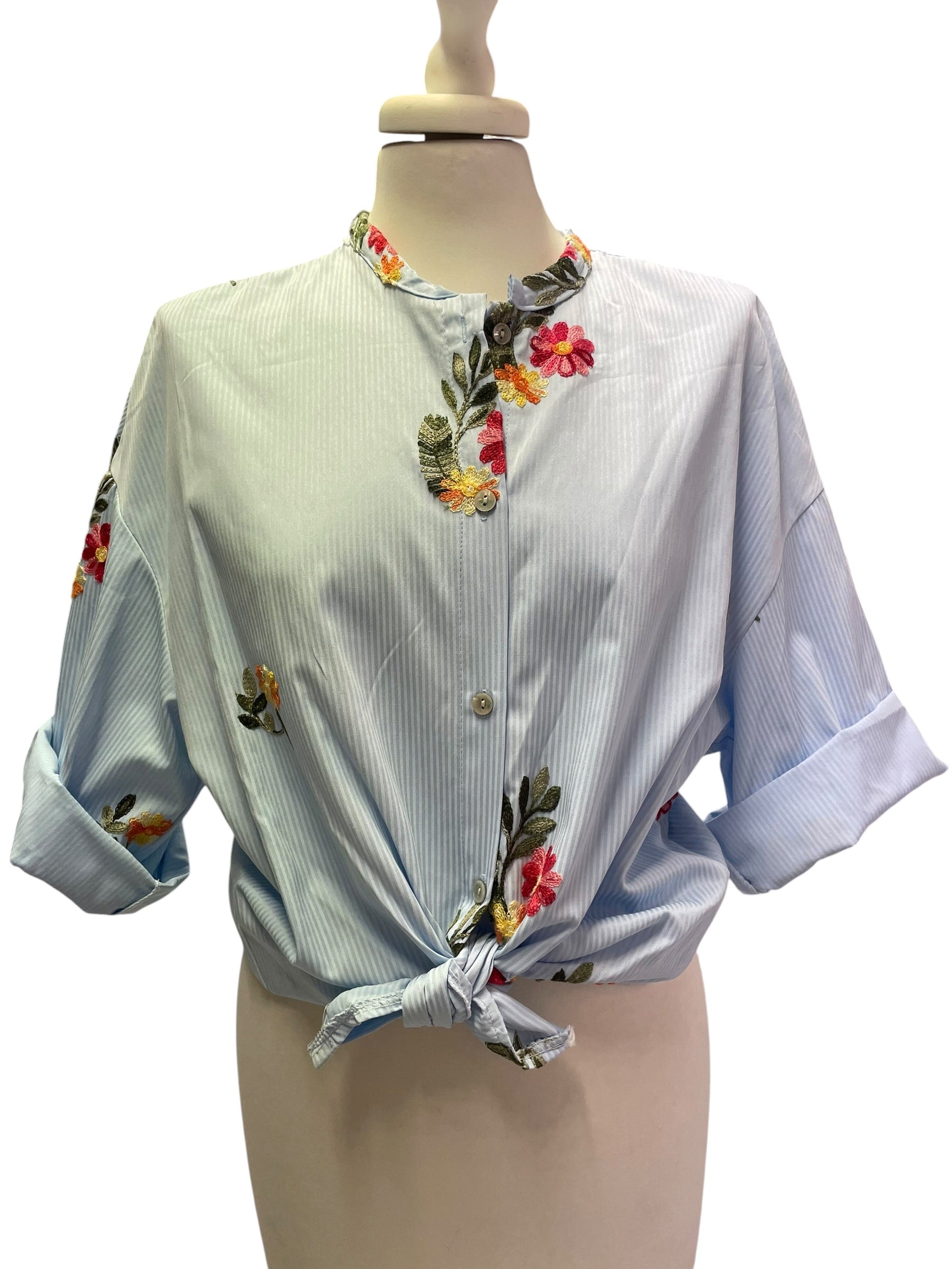 Camicia gessata ricamata taglia unica