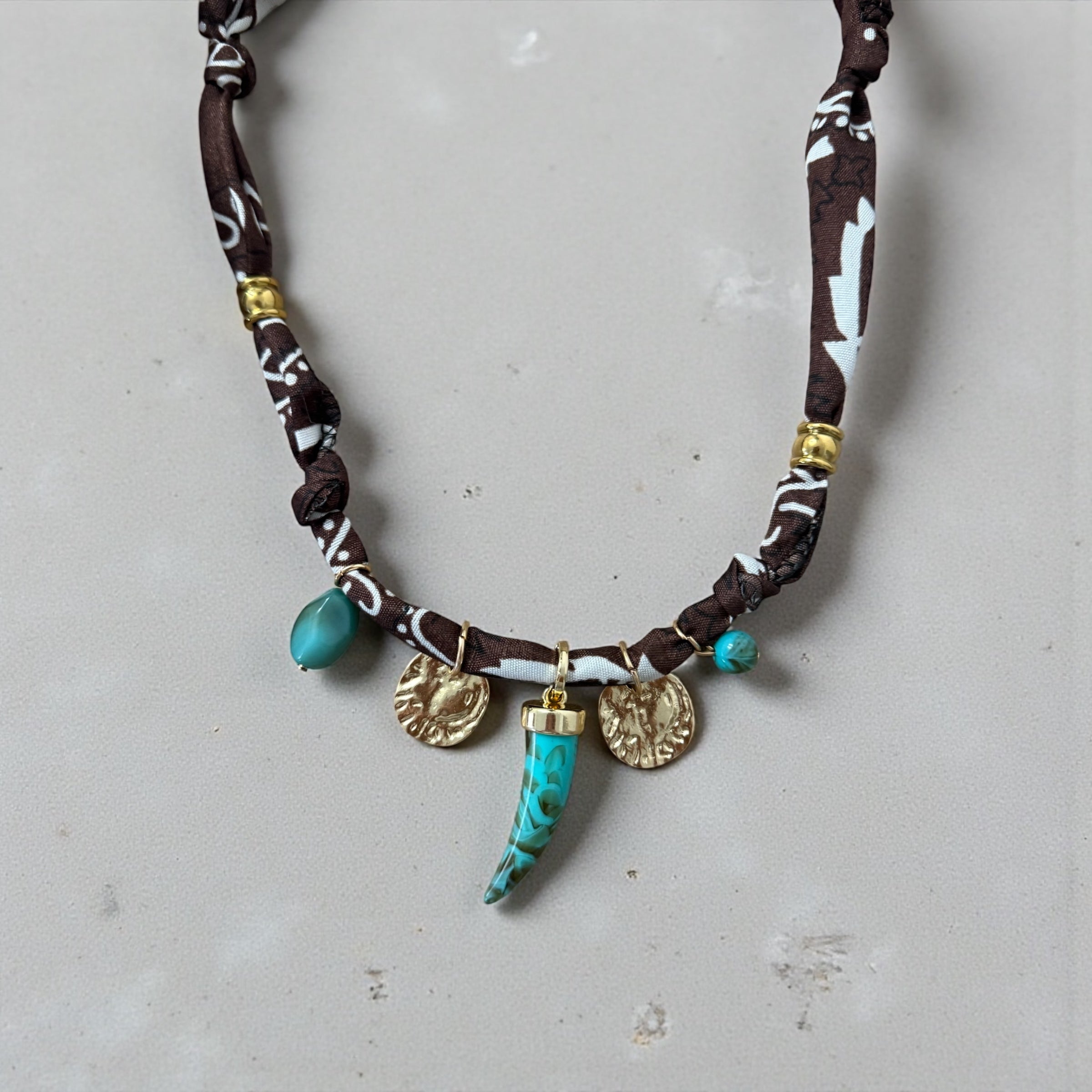 Necklace Bandana moro corno turchese