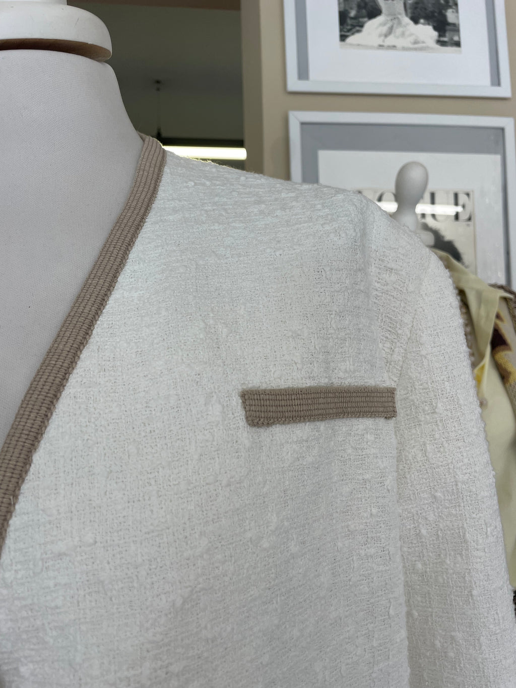 Chanel con bordo passamaneria