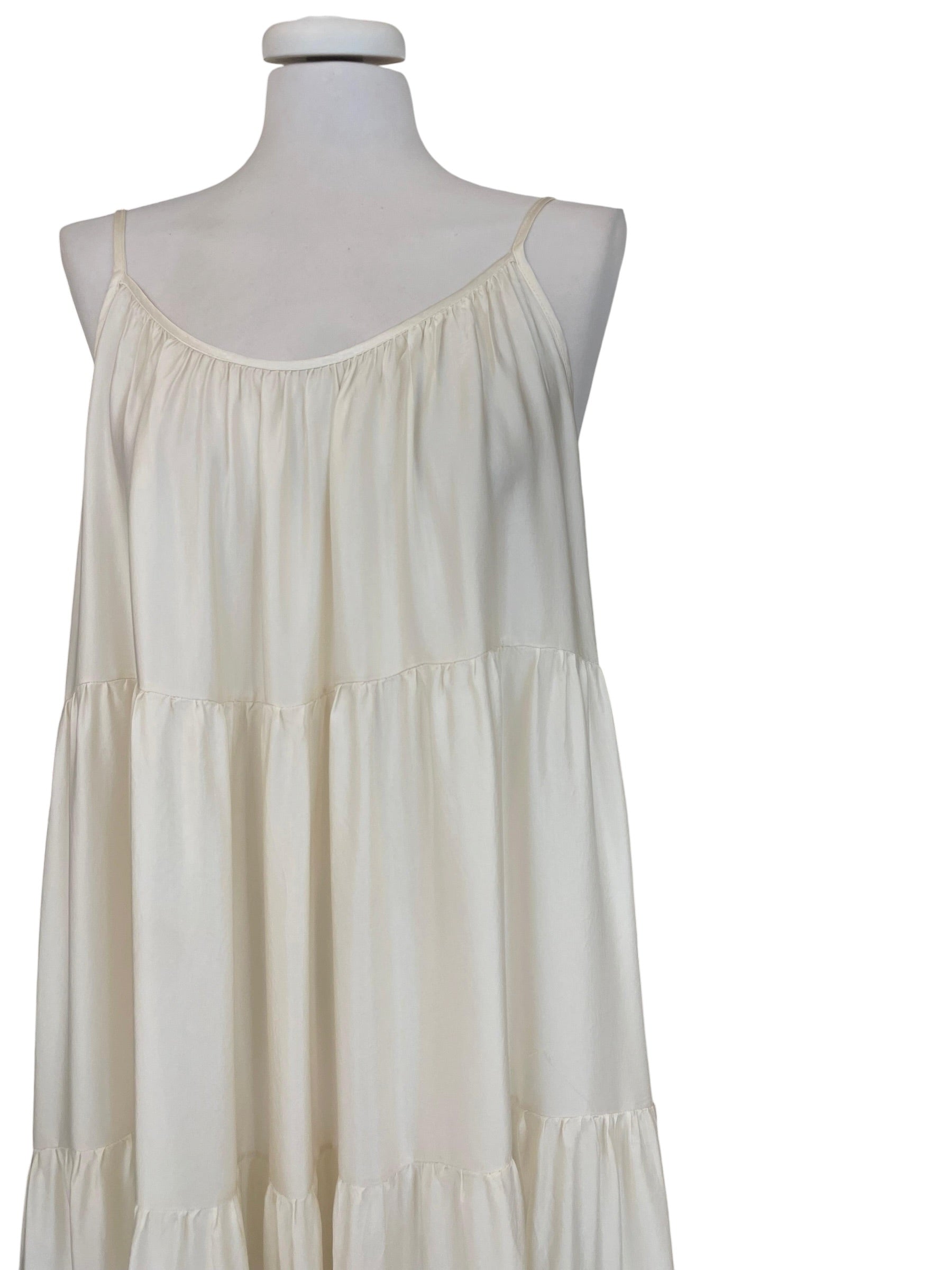 Abito a balze in satin