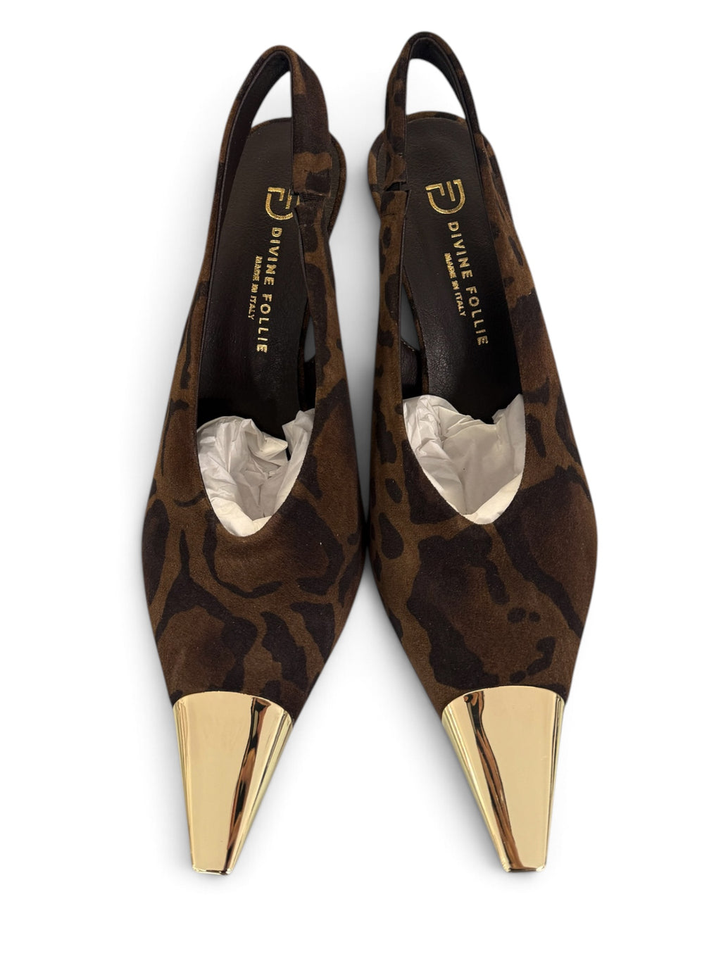 Sling back maculata alta con punta in metallo
