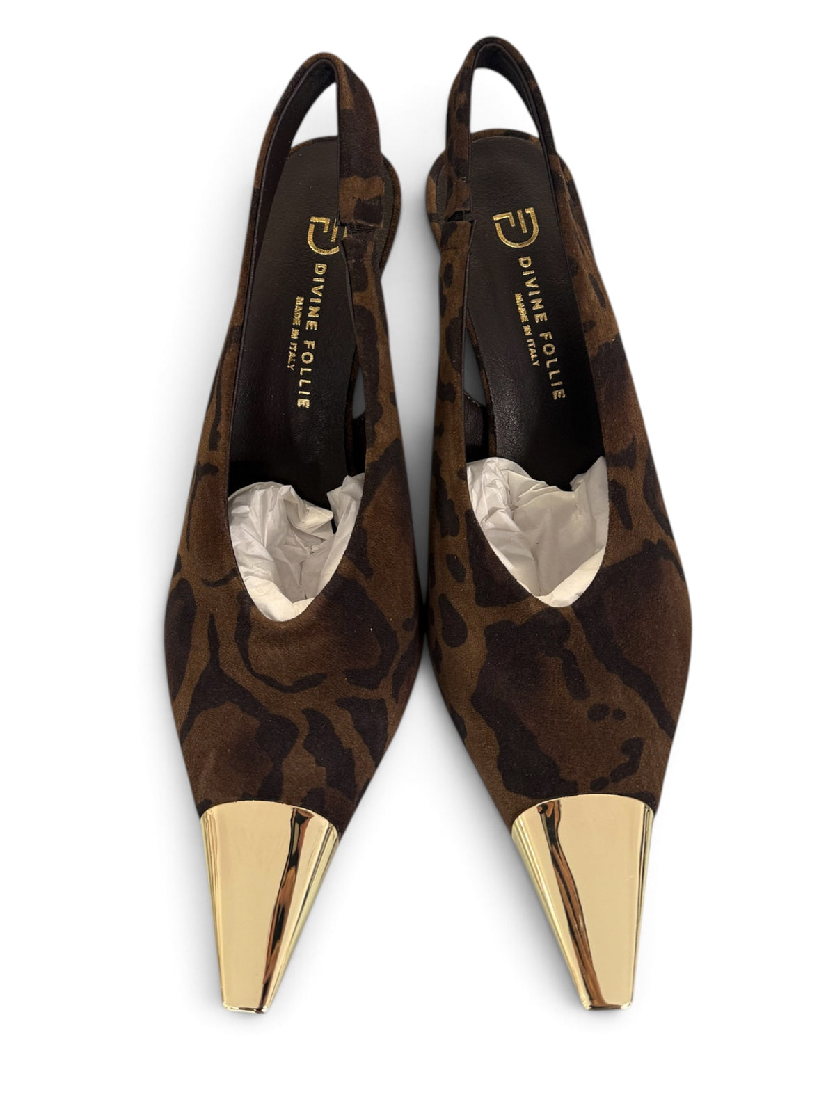 Sling back maculata alta con punta in metallo