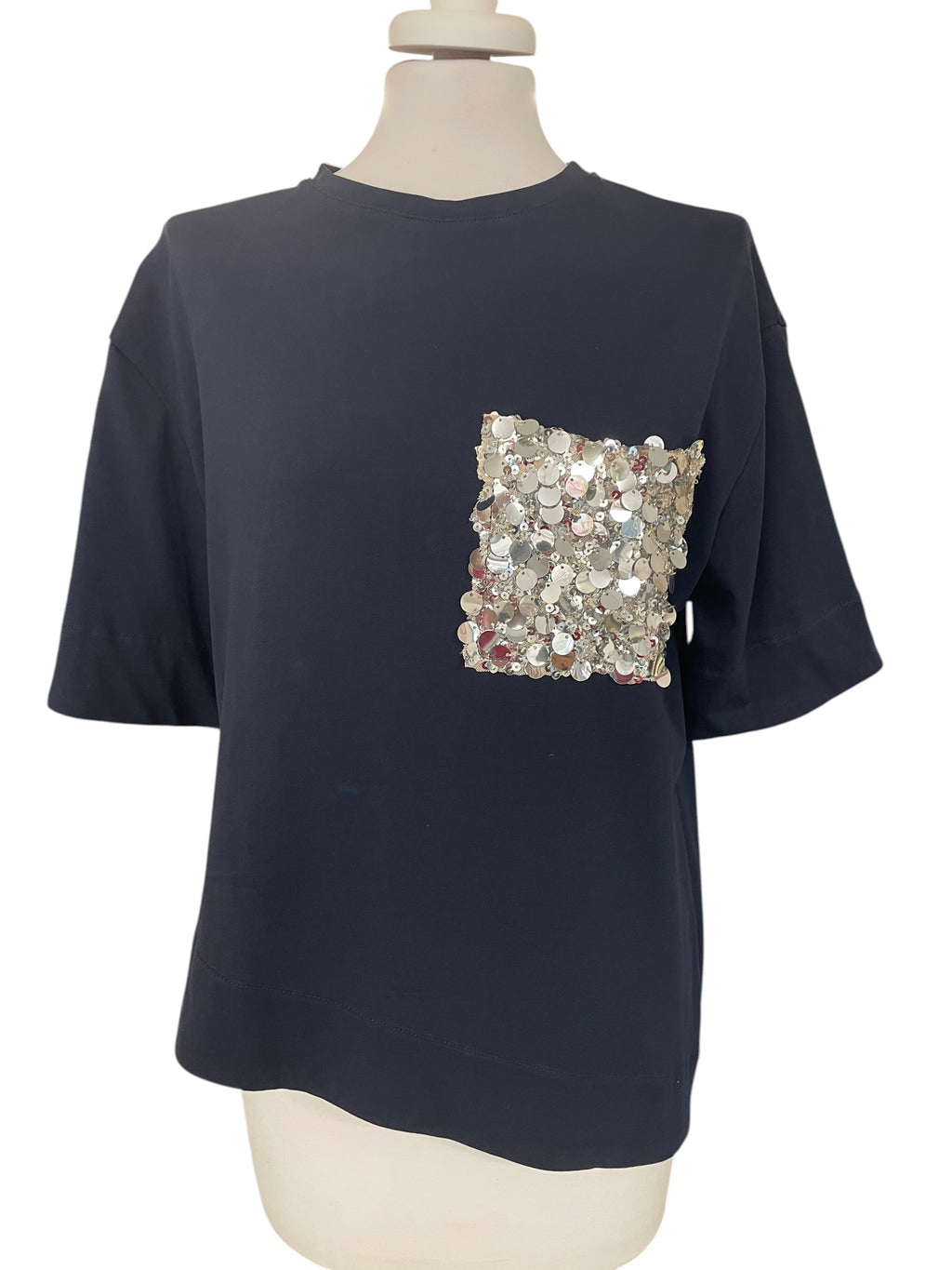 T-shirt asimmetrica taschino paiettes