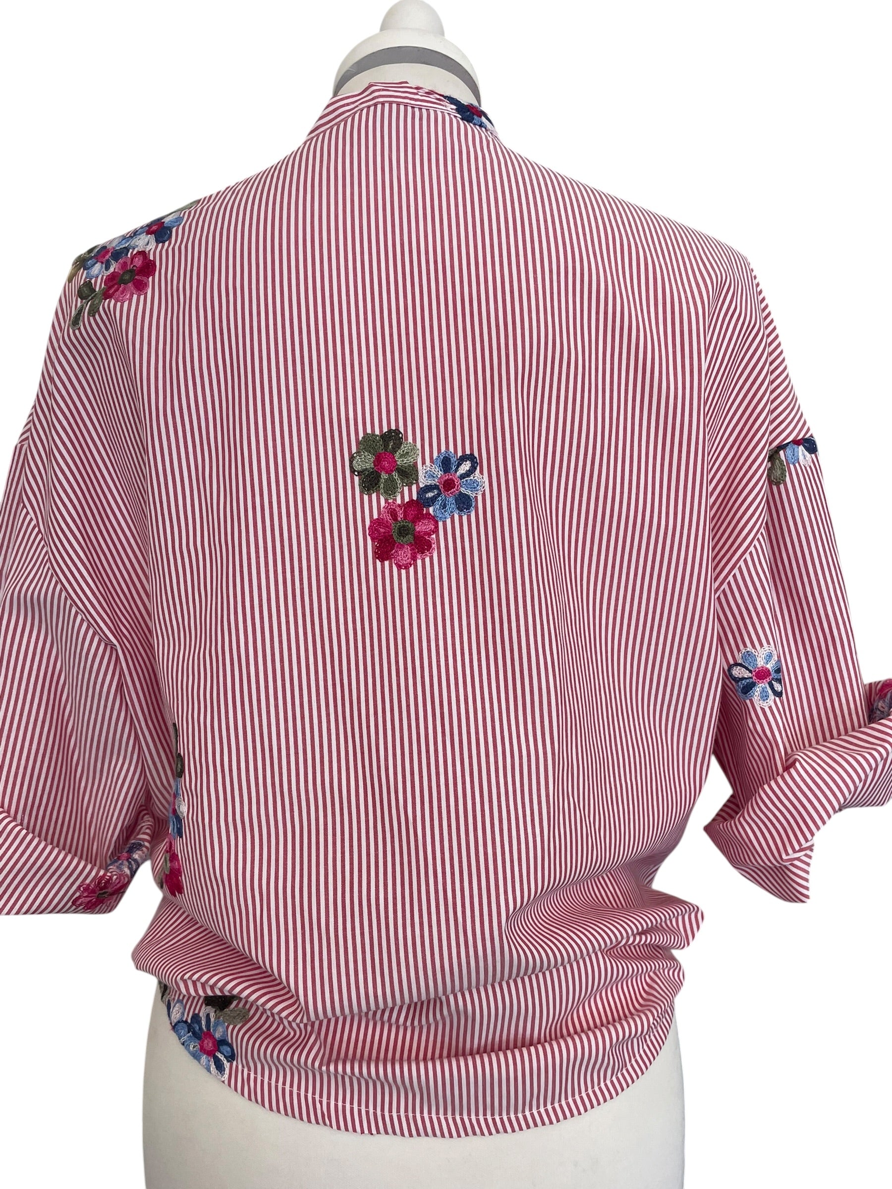Camicia gessata ricamata taglia unica