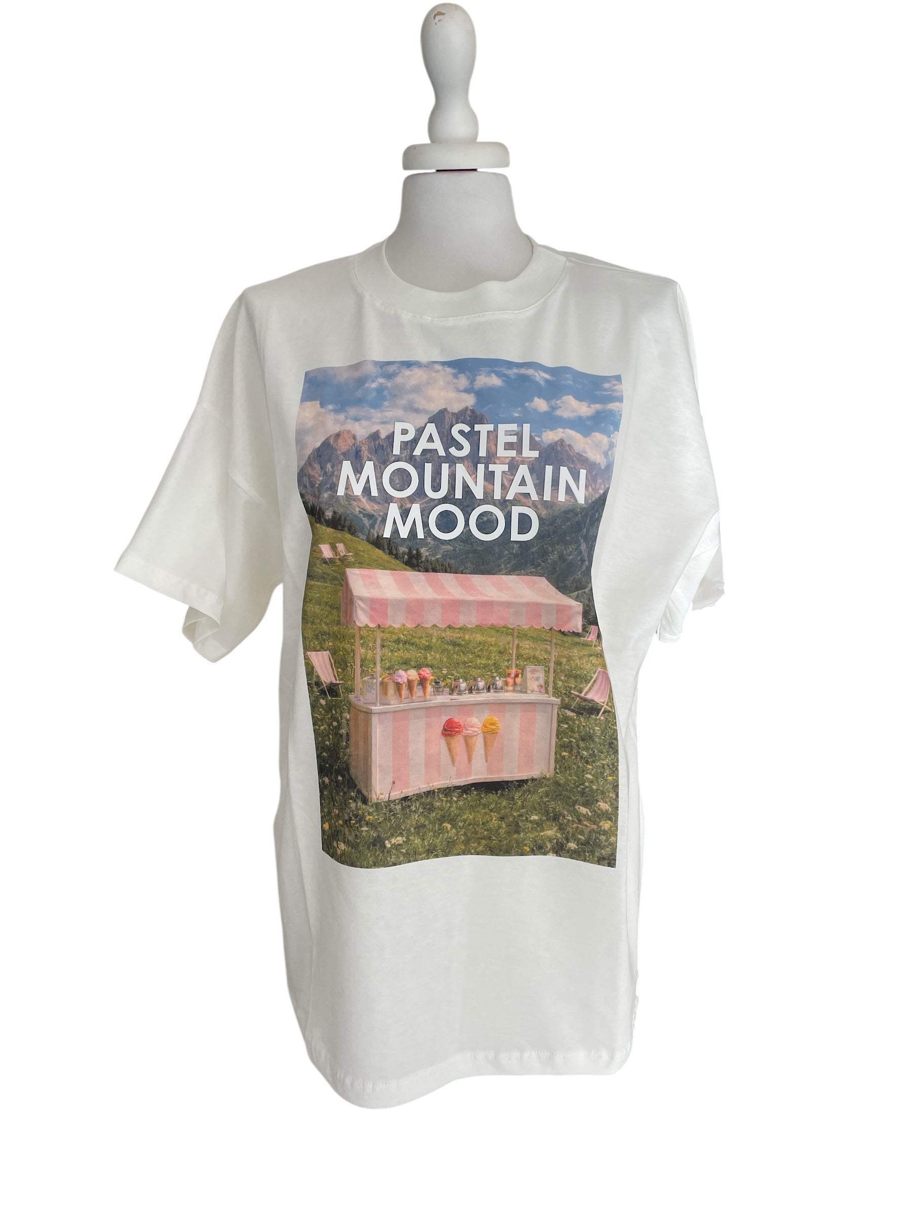 T-shirt over vicolo stampa