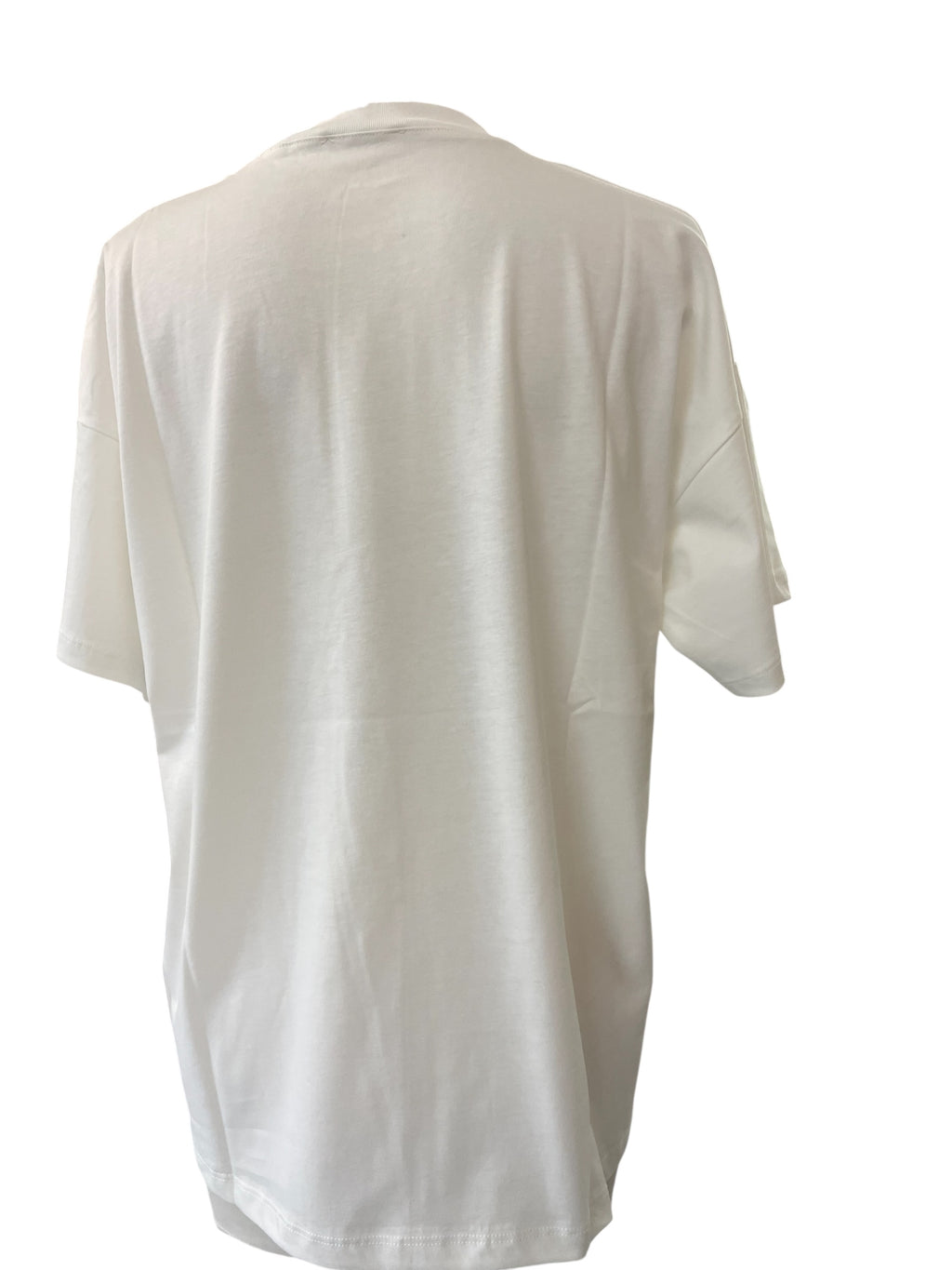 T-shirt over vicolo
